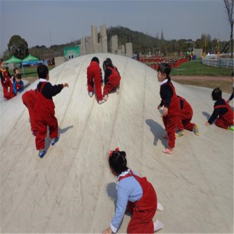 涧西大型公园蹦蹦